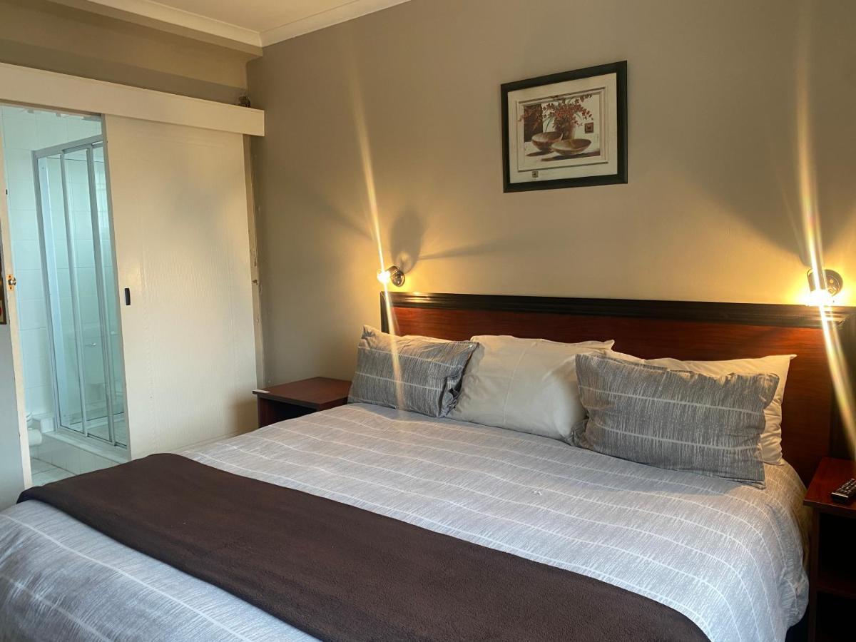 איסט לונדון Bluewaters Hotel מראה חיצוני תמונה